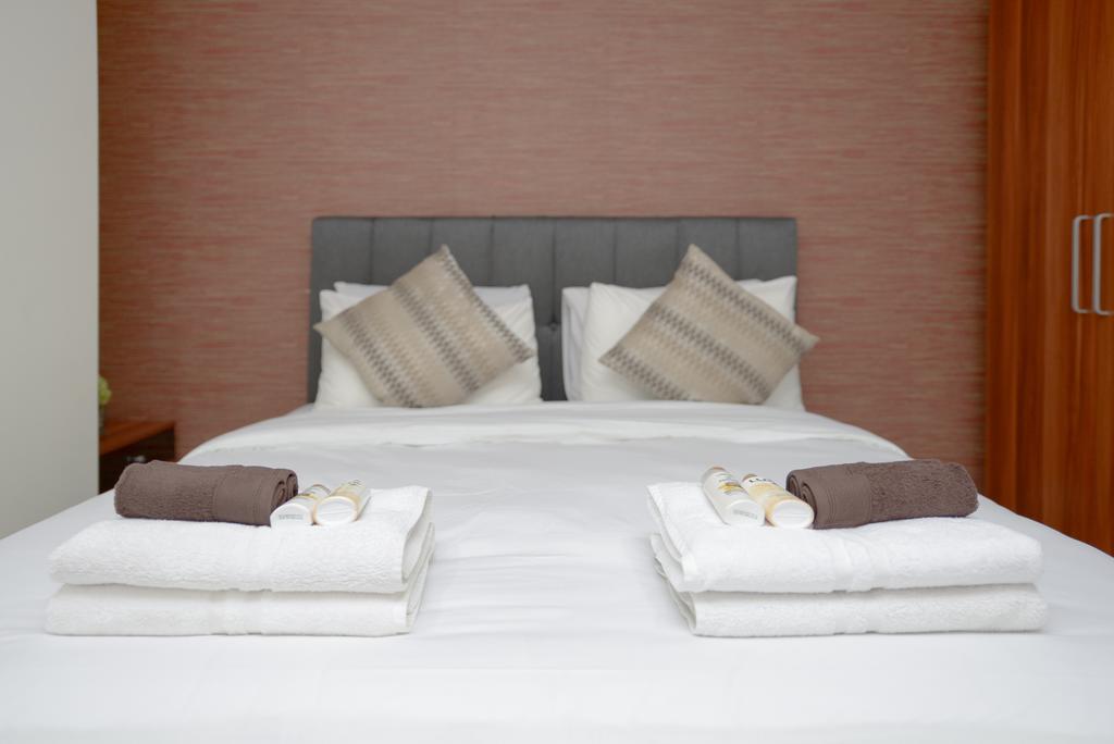 The Cupcake Suites Jakarta Bagian luar foto