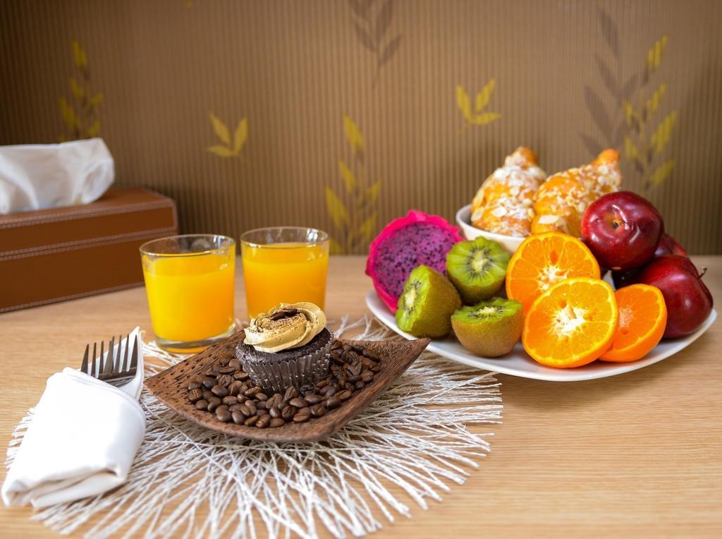 The Cupcake Suites Jakarta Bagian luar foto