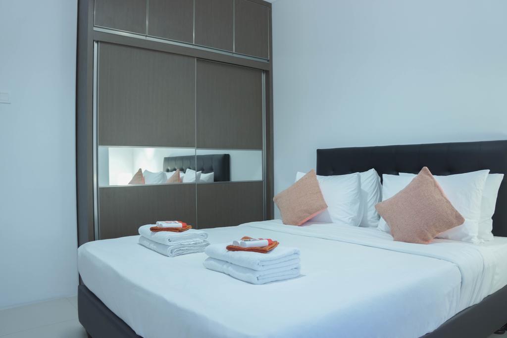 The Cupcake Suites Jakarta Bagian luar foto