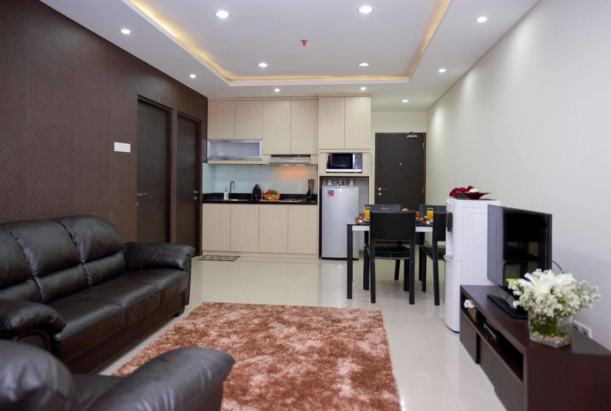 The Cupcake Suites Jakarta Bagian luar foto